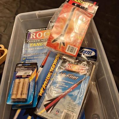 Tote of Rockets