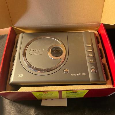 DVD Player With Remote