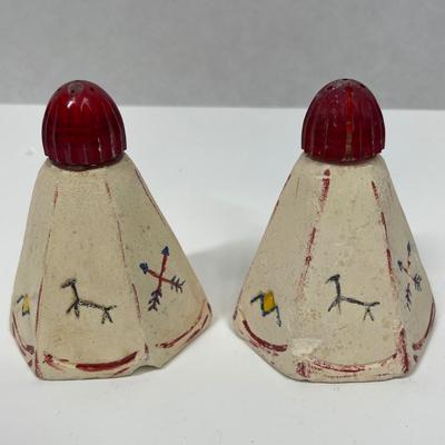 Vintage American Indian TeePee Salt & Pepper Shakers