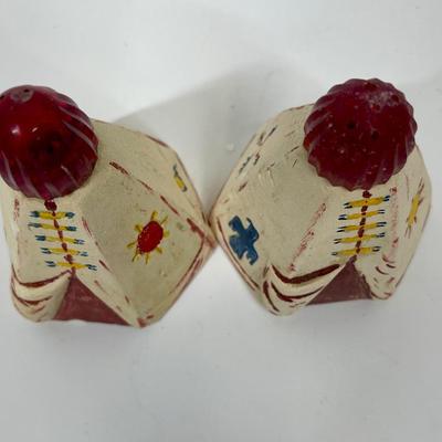 Vintage American Indian TeePee Salt & Pepper Shakers