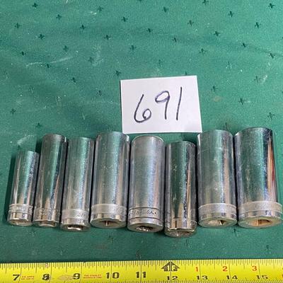 Socket Lot