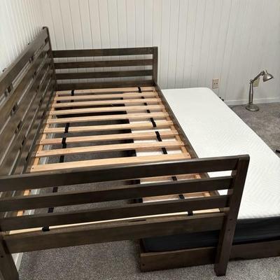 Twin Trundle Bed with 2 Mattresses