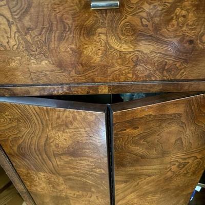 Vinyage TV Cabinet with Folding Doors