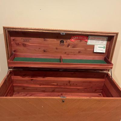 Lane Cedar Chest (BB-MG)