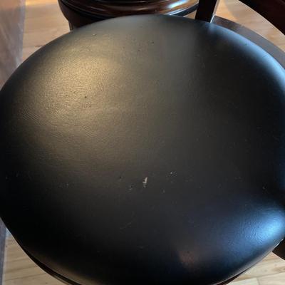 Black pad & dark wood bar stools
