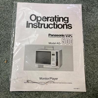 Panasonic VHS Portable Monitor/Player AG-500 (BS-MG)