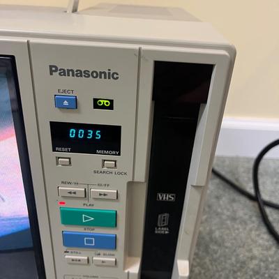 Panasonic VHS Portable Monitor/Player AG-500 (BS-MG)