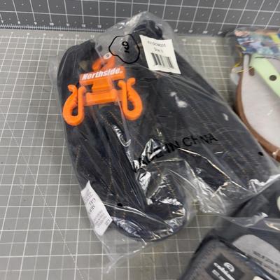 3 Pairs of Sandals 