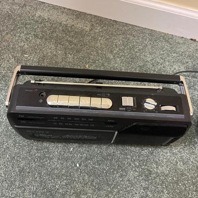 Realistic Cassette Recorder & Sony AM/FM Cassette Player (BS-MG)