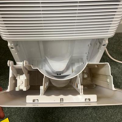 Hisense Dehumidifier (BS-MG)