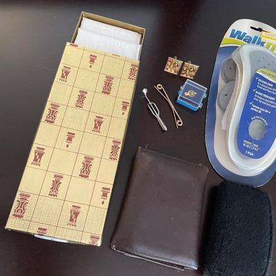 Hankies, insoles, wallet and more
