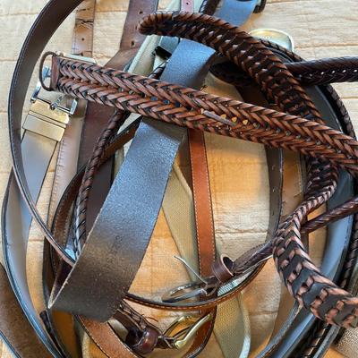 Men’s belts and suspenders