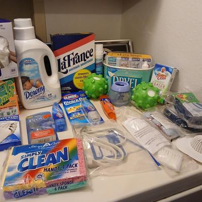 Cleaning essentials - mostly laundry & dishes