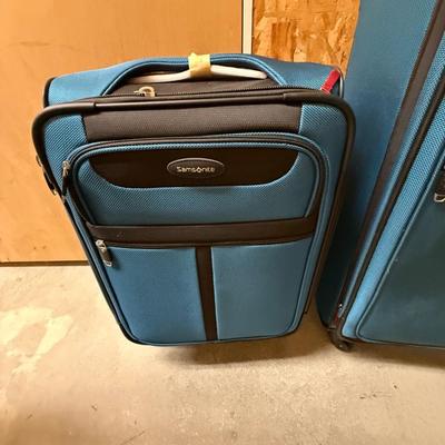 Samsonite luggage full size and carry on