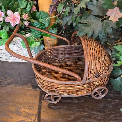 Lot of Misc Plant Décor