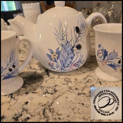 Lot of Misc Glassware/teapots