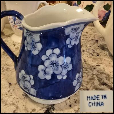 Lot of Misc Glassware/teapots