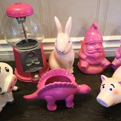 Lot of pink/animal penny banks, gumball machine