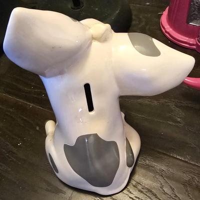 Lot of pink/animal penny banks, gumball machine