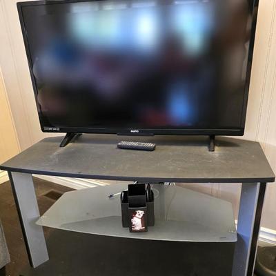 Sanyo TV & TV Stand