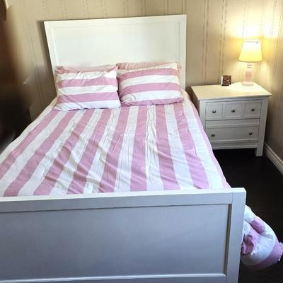 Lot of Misc Bedroom Furniture