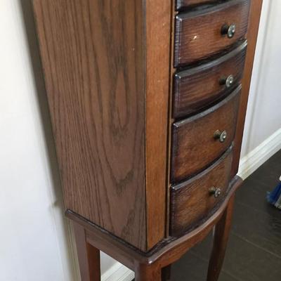 Beautiful standing jewlery box