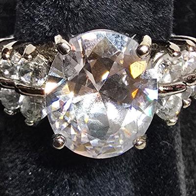 Lot of 6 costume rings- Jewlery
