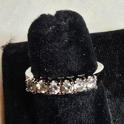 Lot of 6 costume rings- Jewlery