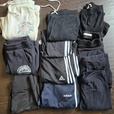 Lot of 10 bottoms
