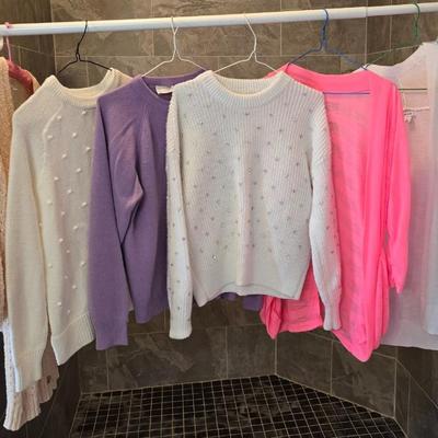 Lot of 10 cute sweaters -size small!