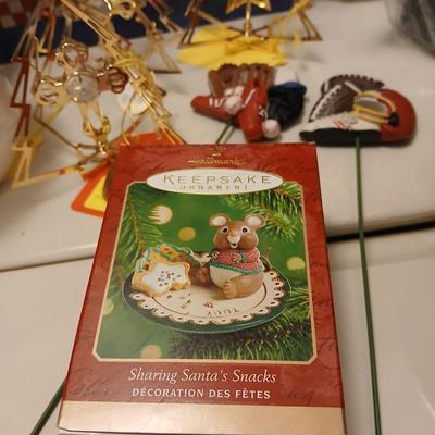 Christmas Items, new rolls of giftwrapping, candy cane deco, snowman boxes & more !