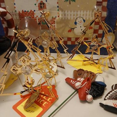Christmas Items, new rolls of giftwrapping, candy cane deco, snowman boxes & more !
