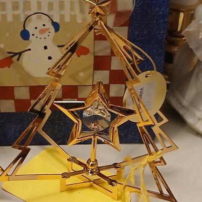 Christmas Items, new rolls of giftwrapping, candy cane deco, snowman boxes & more !