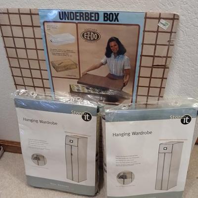 Hanging wardrobes with Underbed box