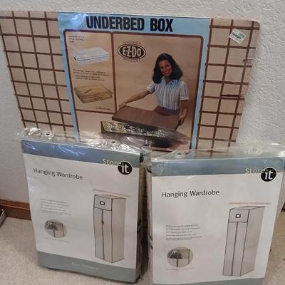 Hanging wardrobes with Underbed box