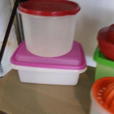 Tupperware Brand food storage containers (1)