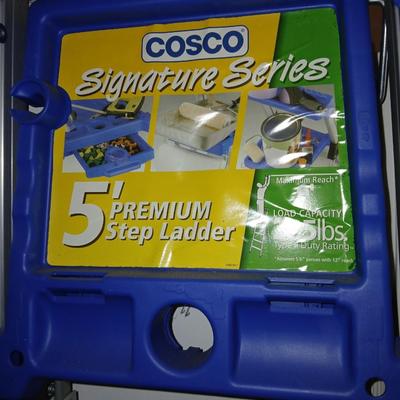 Brand new Cosco 5' folding step ladder Signature series