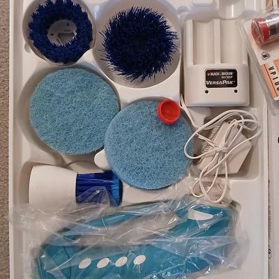 New Black and Decker rechargeable cleaning machine Scumbuster Tub & Tile
