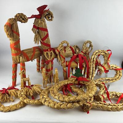 712 Large Lot of Scandinavian Julbock Straw Goats and Decor