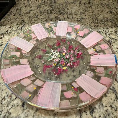 4 hand painted plates and 4 silver square plates