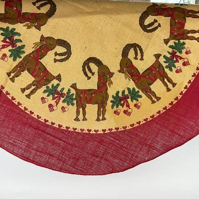 713 Vintage Swedish Linen Lot With Lucia Crown Candle Holder