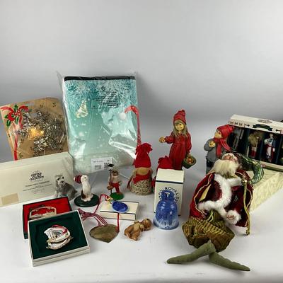 718 Various Christmas Collectable Decor- Mark Roberts, Royal Copenhagen, Byer and more