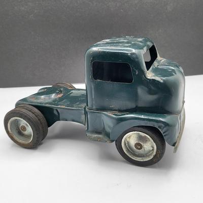 1950's Frederick & Nelson Green Metal Semi Truck (Tonka)