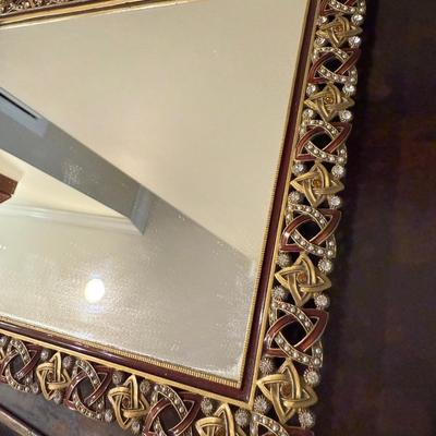 Mirrored tray