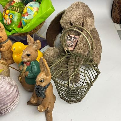 721 Various Bunny Lot With Chalkware & German Papier-mâché Eggs