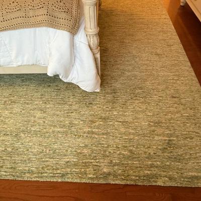Decorative Concepts green colored rug, 100% wool