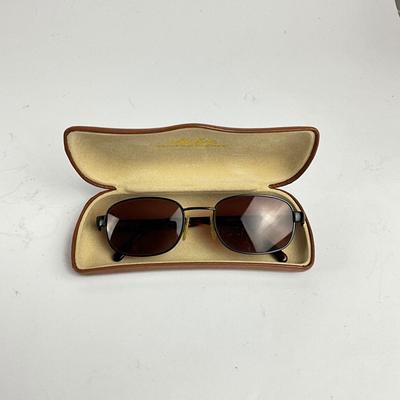 727 Pair of Hobie Sunglasses