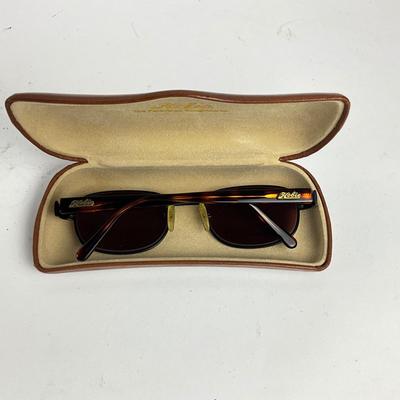 727 Pair of Hobie Sunglasses
