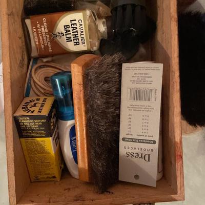 Shoe shine cleaners