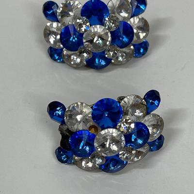 Vintage clip-on Earrings blue and clear rhinestones